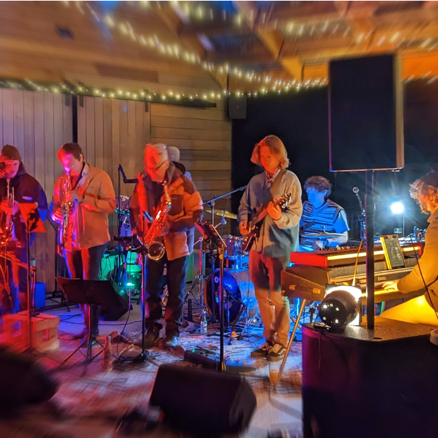 Listing gallery image